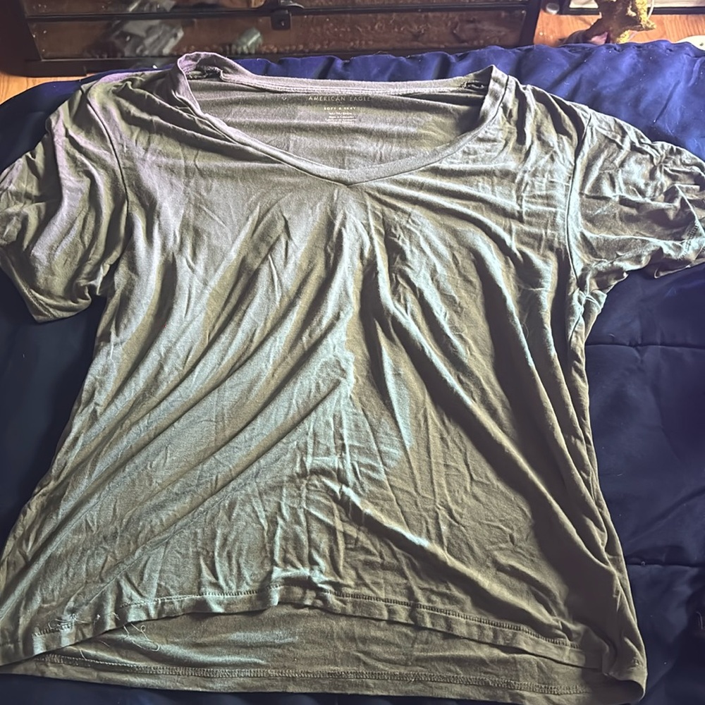 American Eagle off shoulder shirt